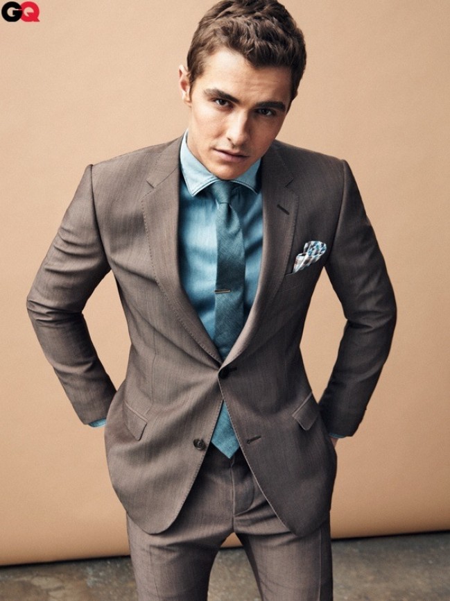 brown-suit-blue-tie-and-shirt-men-gq-e1350130903395