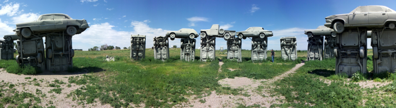małe 6.E - Carhenge