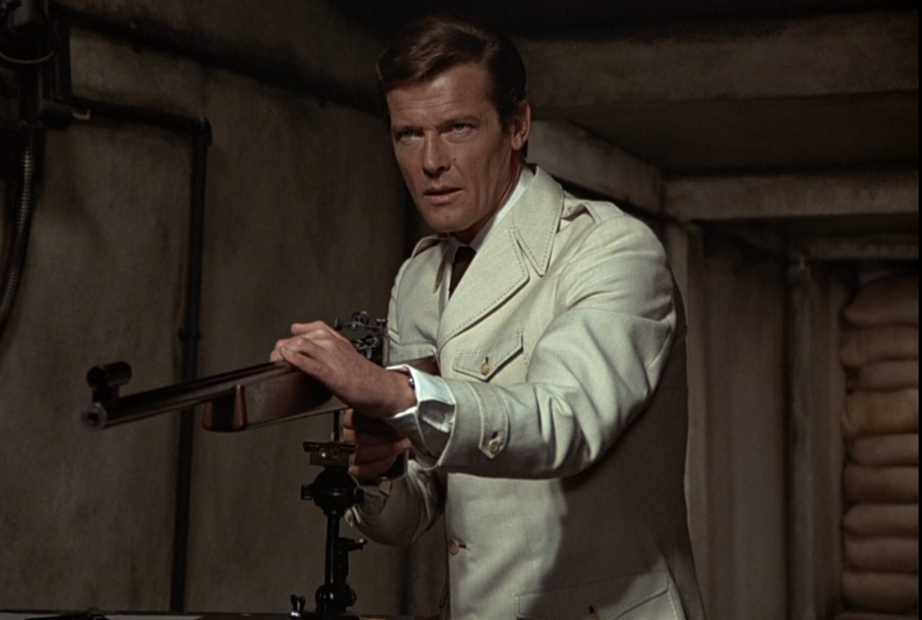 MrVintage pl 5 niezapomnianych stylizacji Rogera Moore'a z Bonda Safari 3